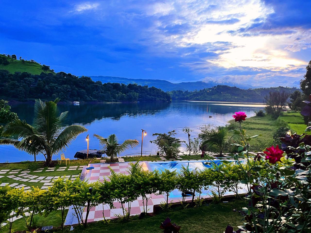 Lake View Accommodation